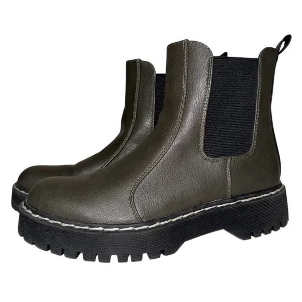 Sincerely Jules Olive‎ Green Chelsea Boots Lug Sole Booties Women's